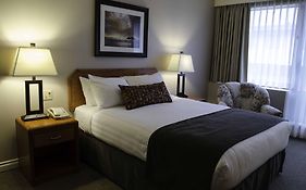 The Embassy Inn